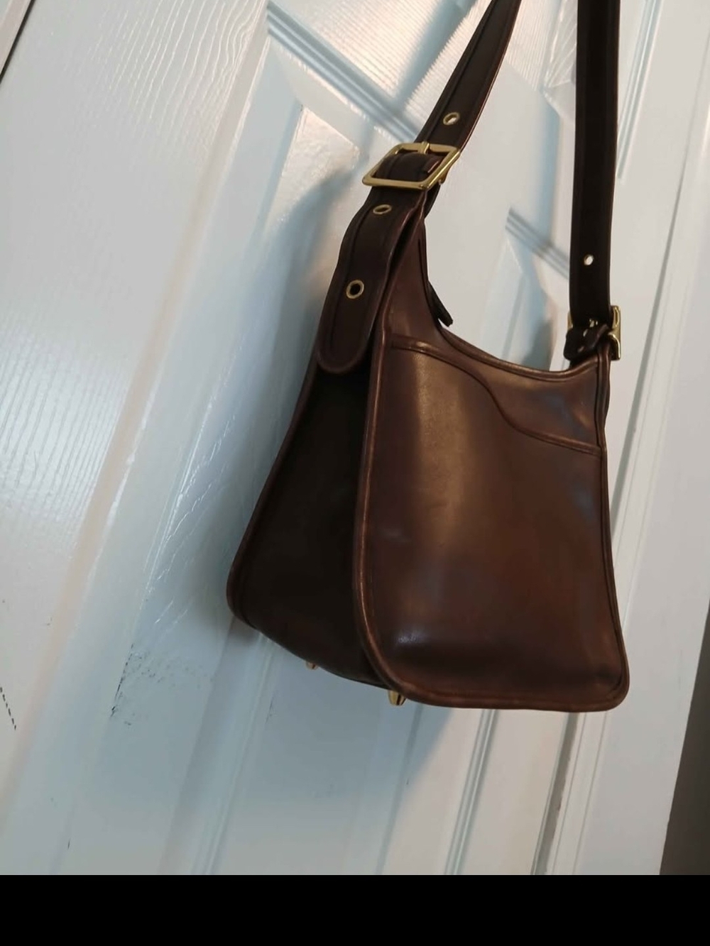 Coach VINTAGE  Brown Leather Shoulder Bag 9966 - Picture 3 of 11